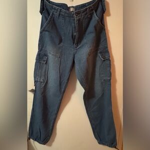 Stylish Blue Ankle Cargo Jeans